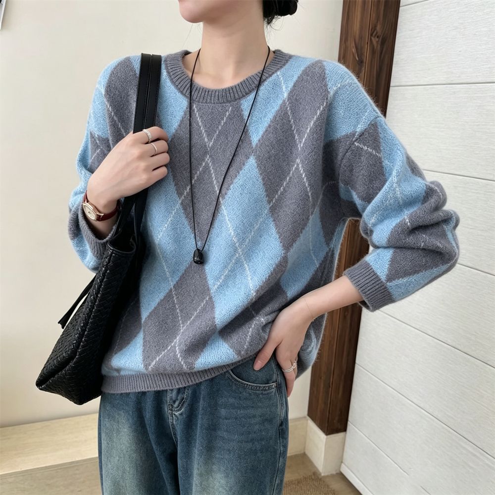 Lingge round neck pullover sweater for women