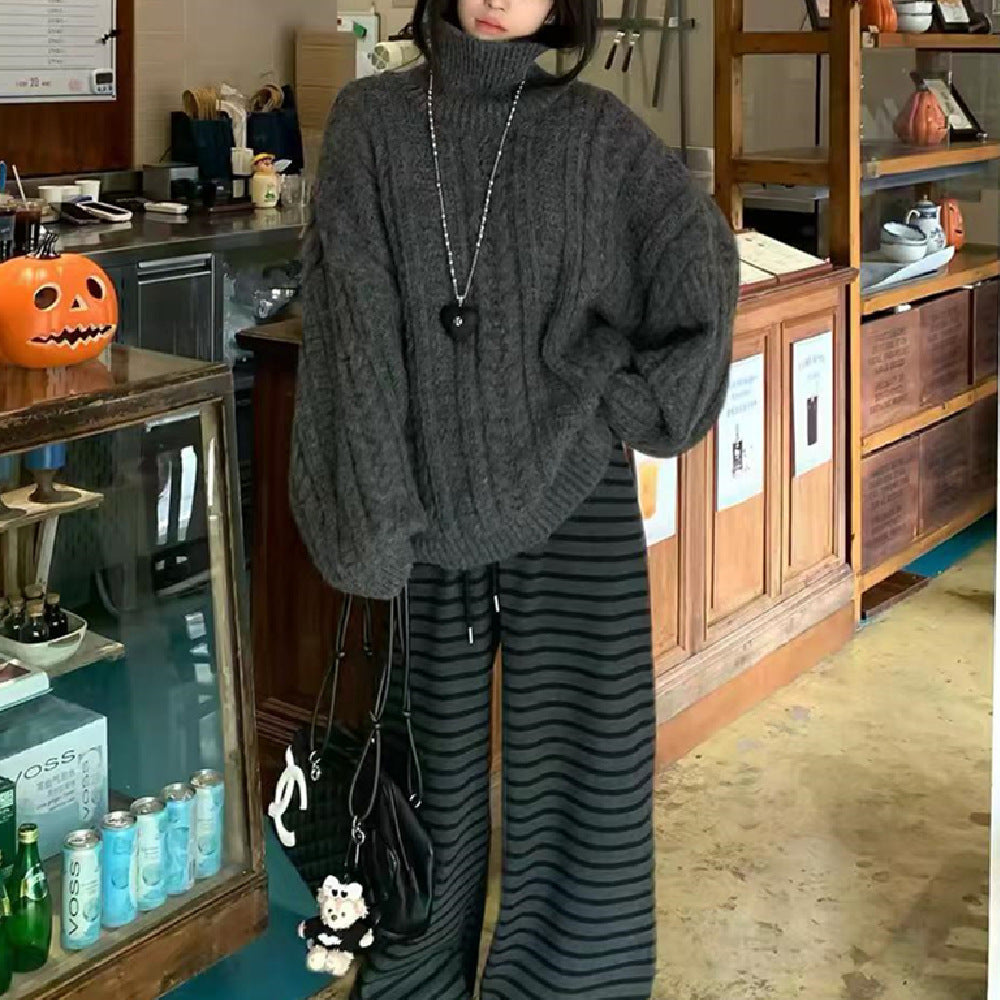 Loose long sleeved sweater