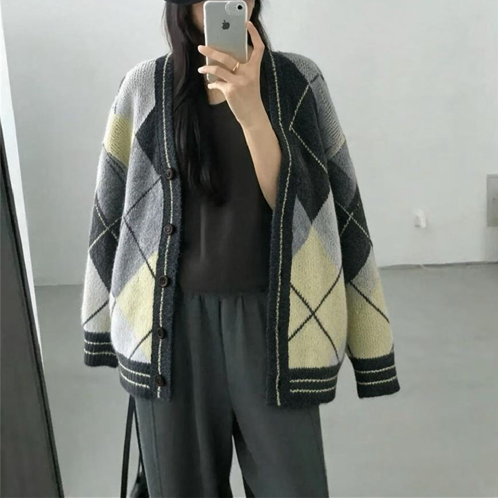 Color blocking diamond grid V-neck cardigan sweater